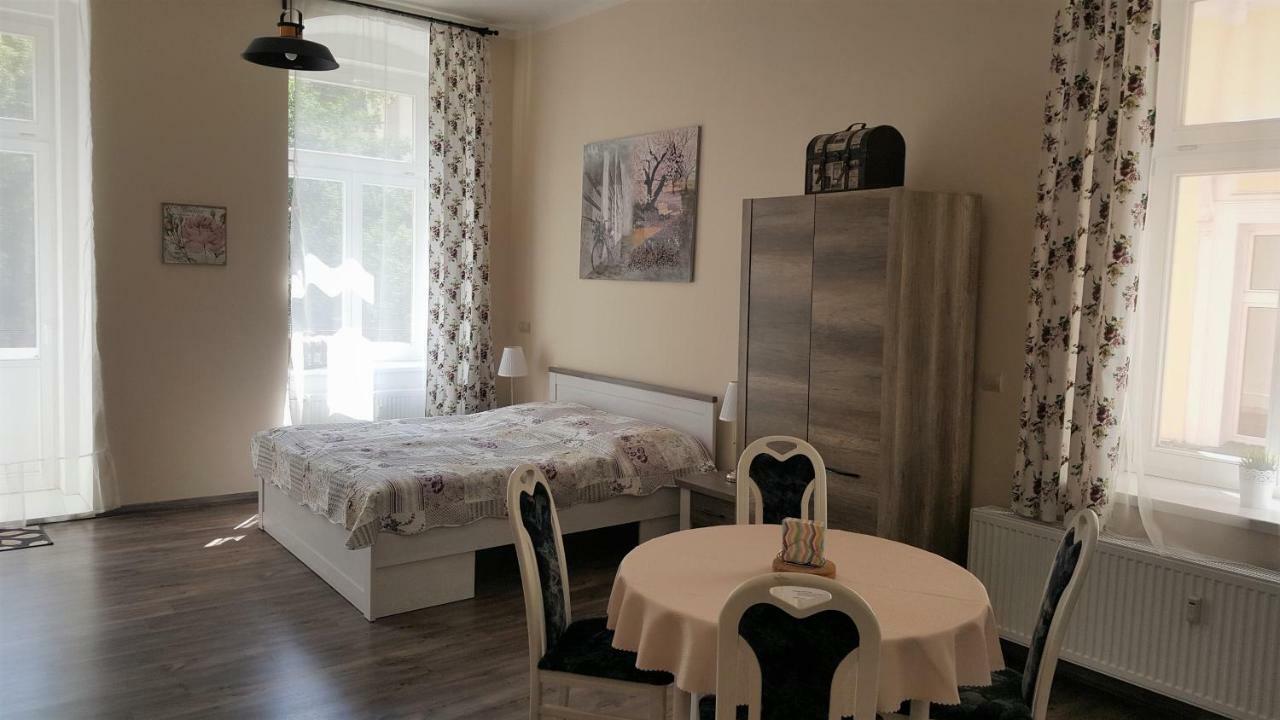 Apartment Marienbad Hlavni 131/50 Екстер'єр фото