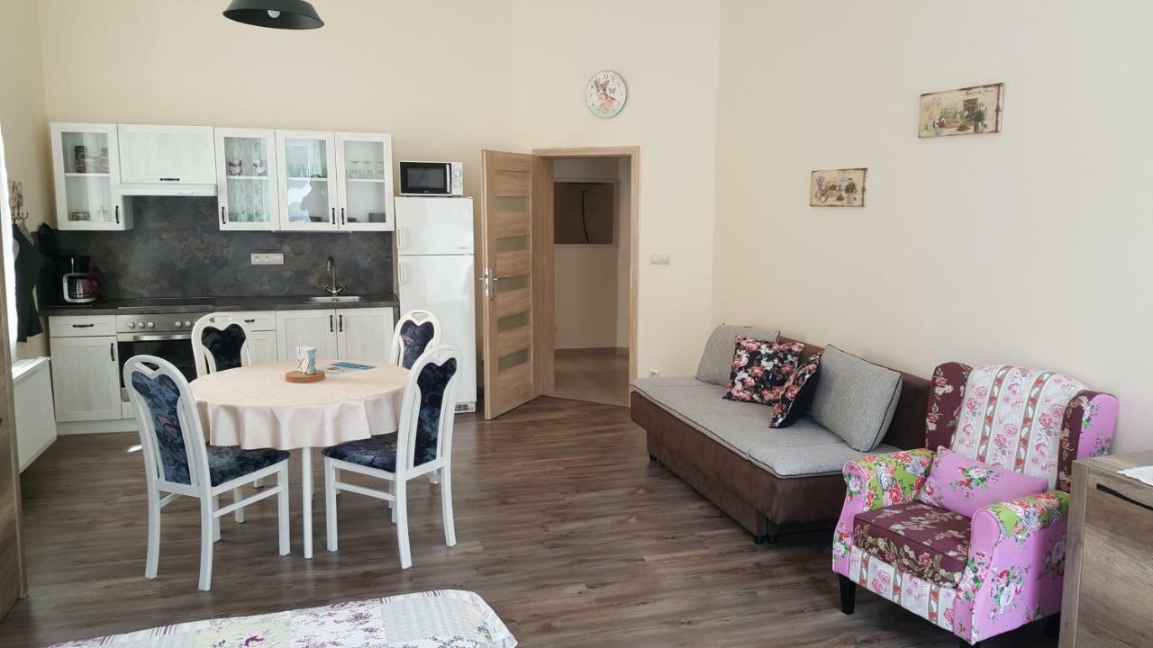 Apartment Marienbad Hlavni 131/50 Екстер'єр фото